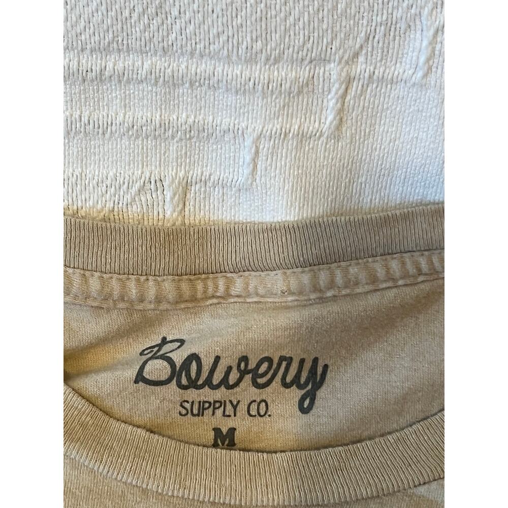 Bowery Supply Co T-Shirt Mountain Tokyo Japan Bagota Mens M - Picture 3 of 3